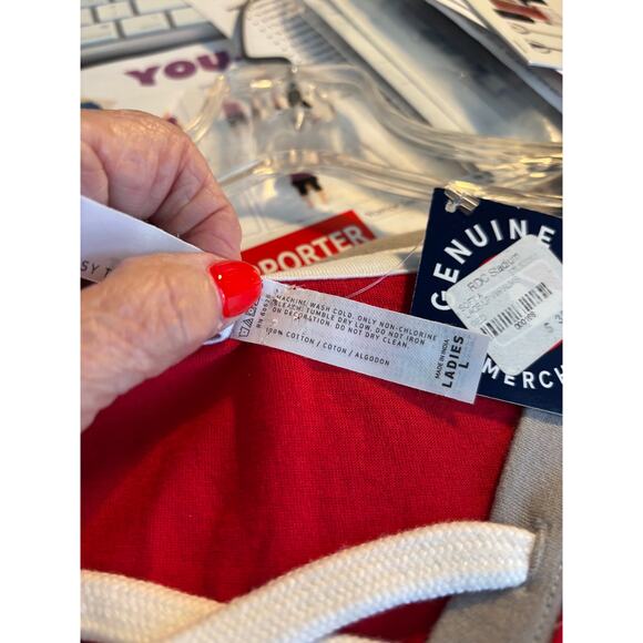 Women's St. Louis Cardinals MLB Fan Apparel. Official MLB licensed.  Size L - Picture 4 of 4